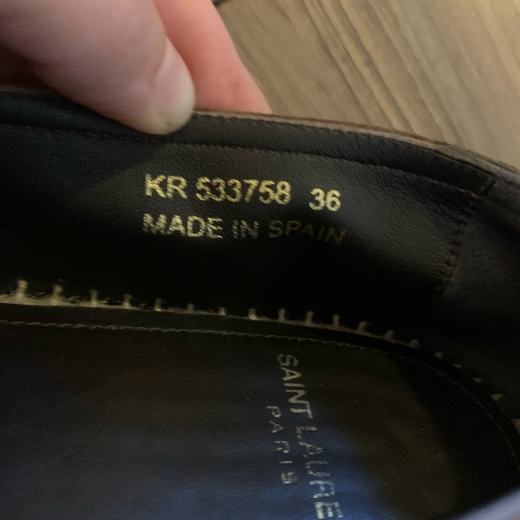 100% authentic Saint Laurent sued - Picture 2 of 5